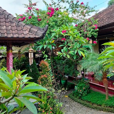 Pomelo Guest House Ubud  Exterior photo
